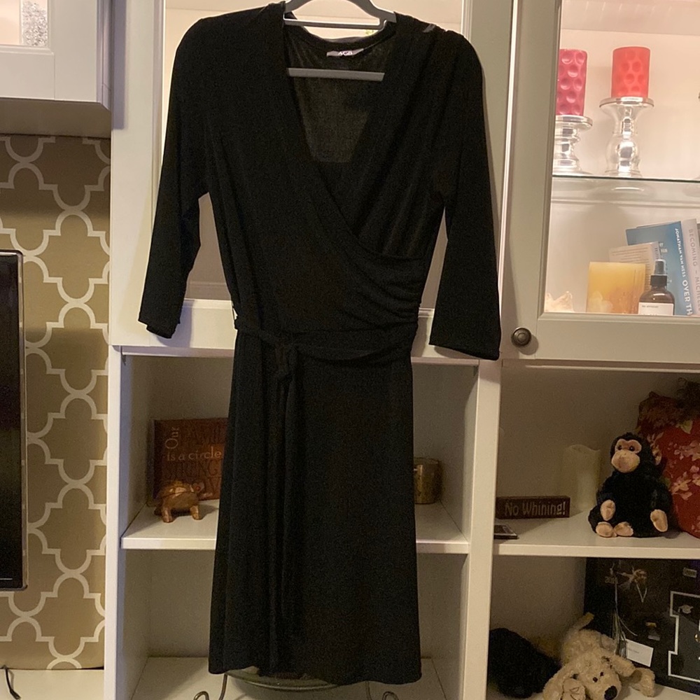 Women’s NWOT black 3/4 Sleeve Dress.